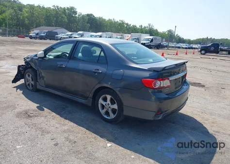 2013 Toyota Corolla S z USA, uszkodzony, nr VIN 2T1BU4EEXDC035083